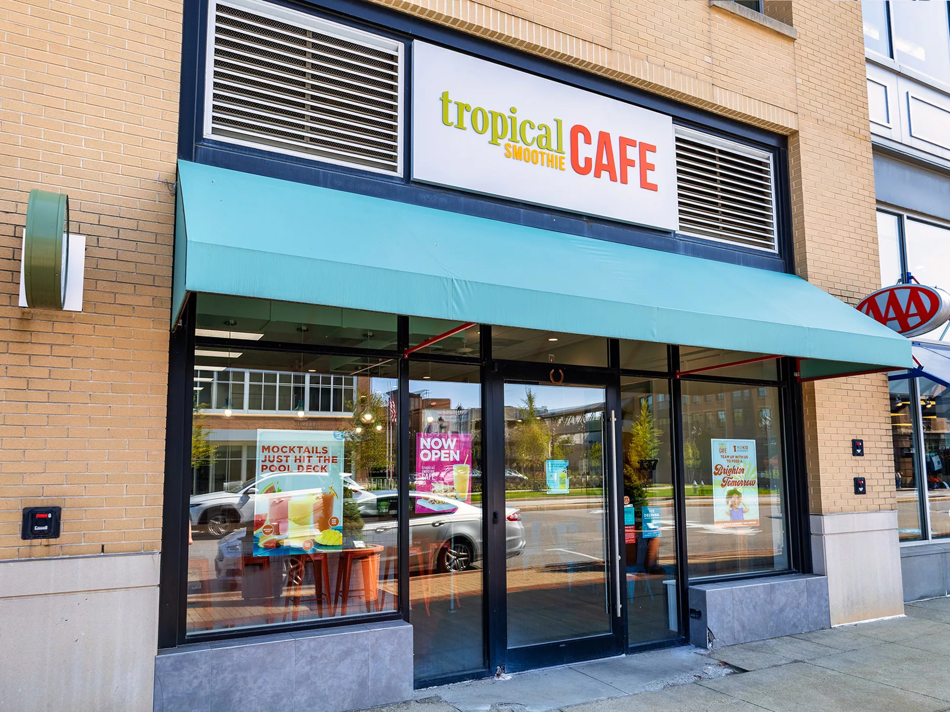 Tropical Smoothie Cafe