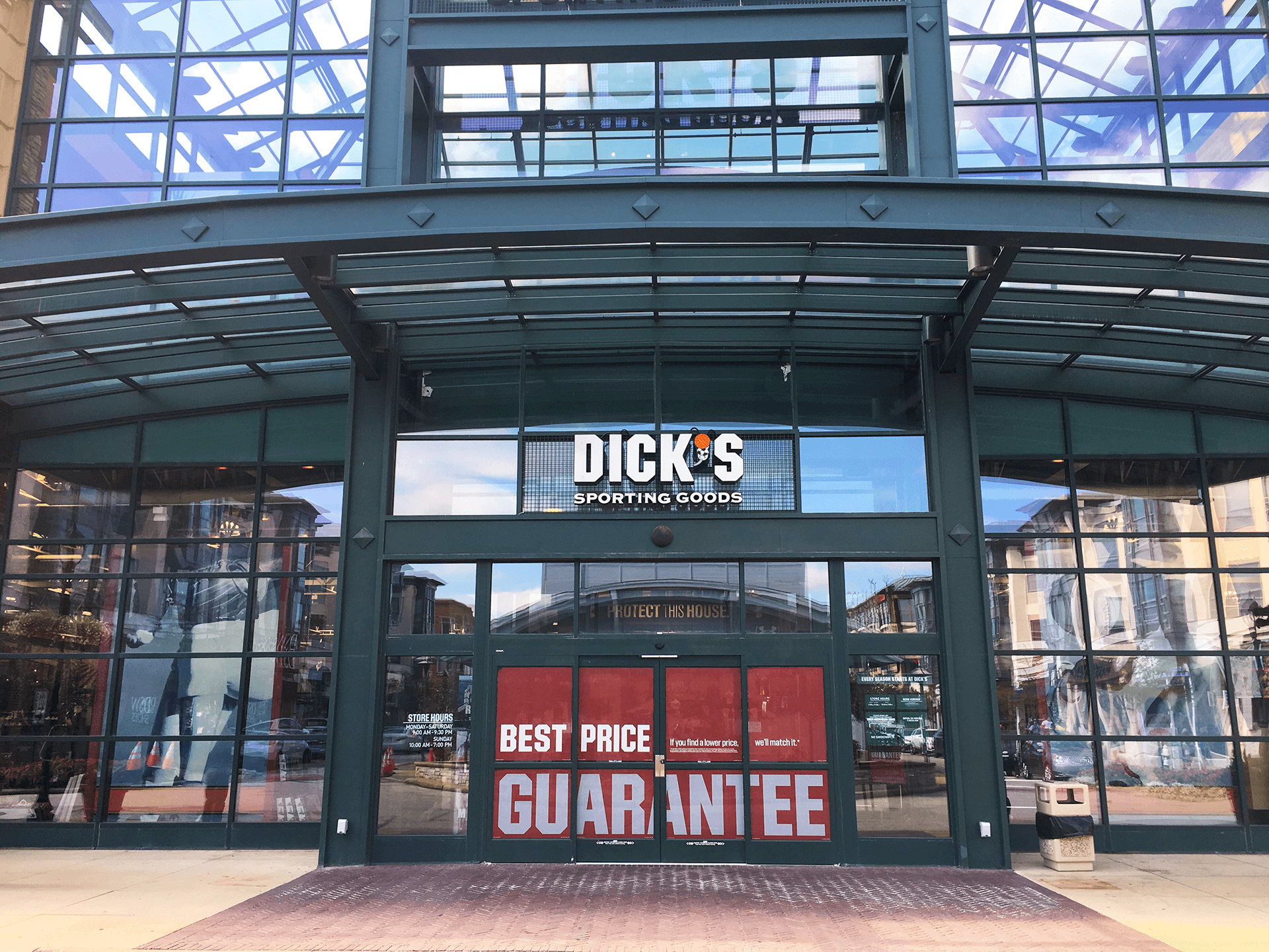 Dick's Sporting Goods