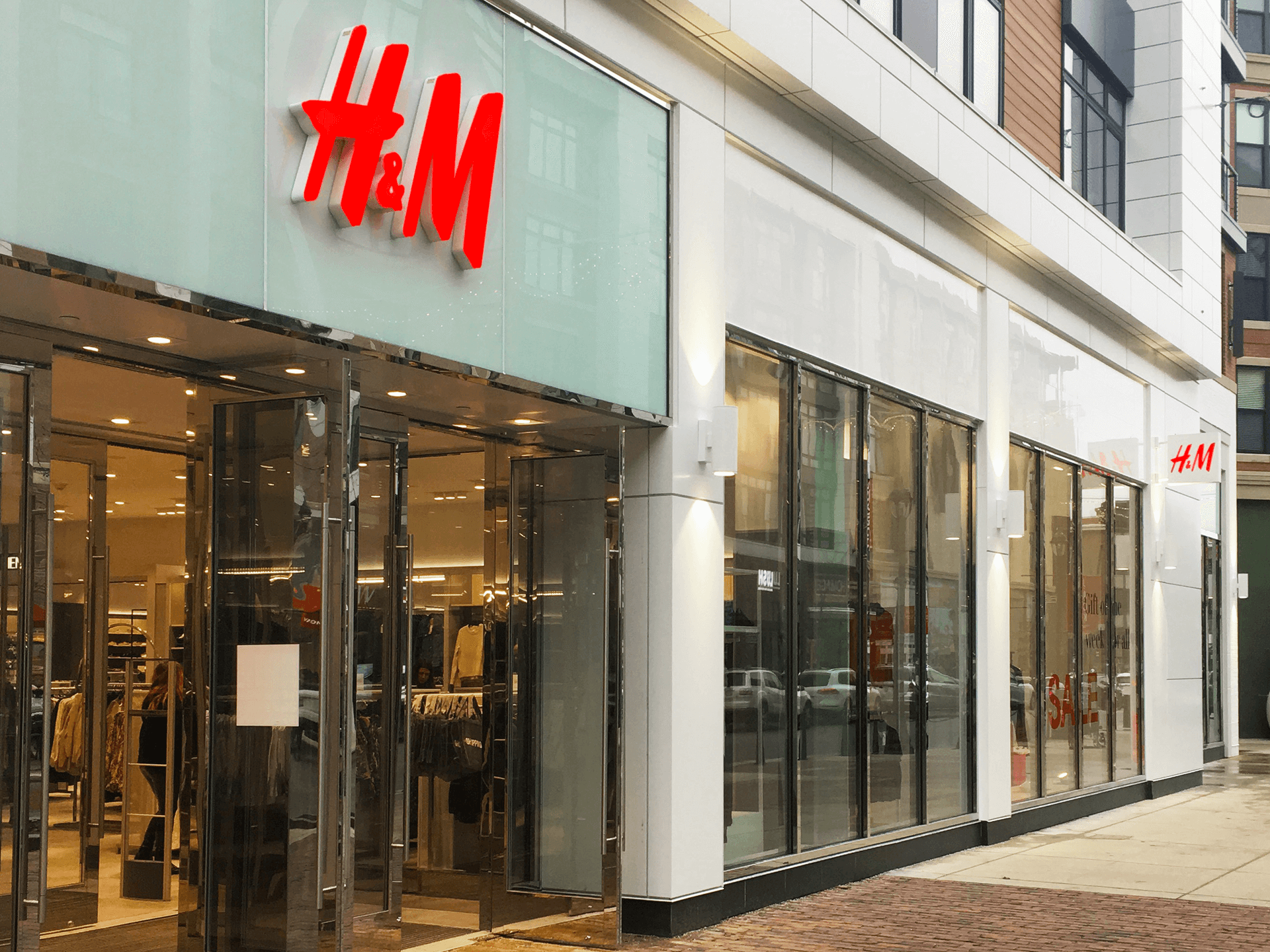 H&M