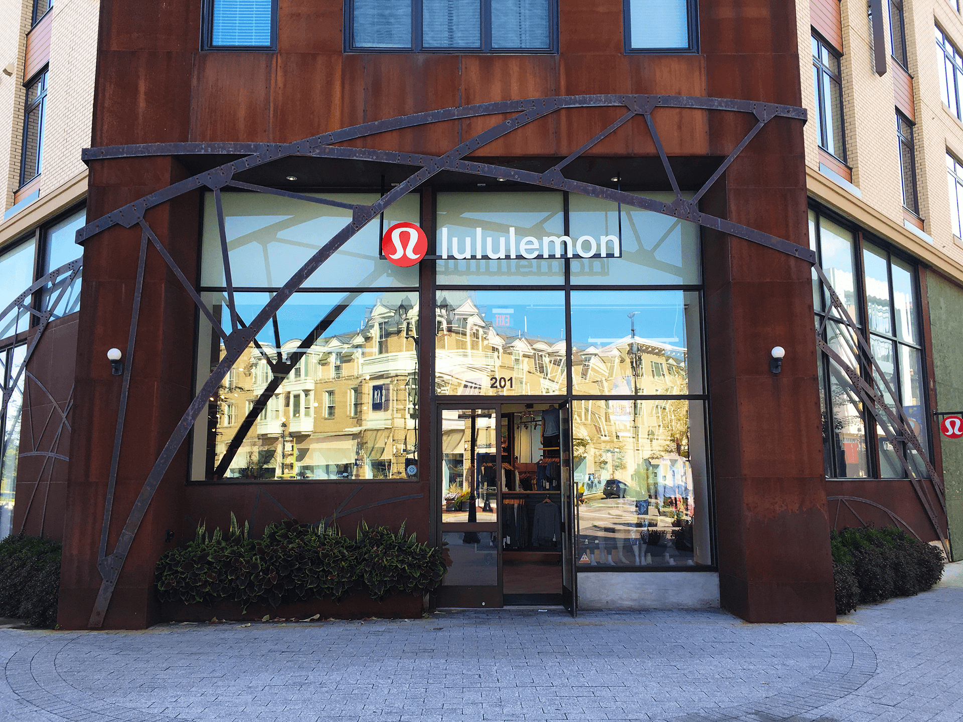 lululemon